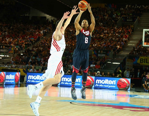 籃球館木地板要求高質(zhì)量 以避免不必要的運動損傷