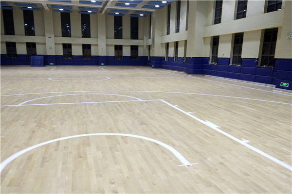 運(yùn)動(dòng)木地板