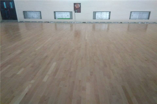 運(yùn)動(dòng)木地板