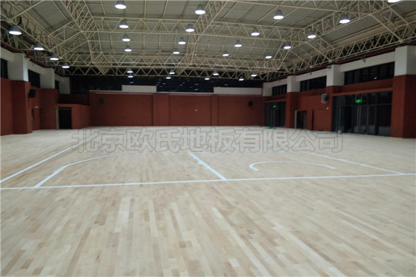 運(yùn)動(dòng)木地板