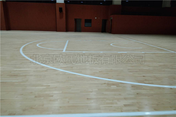 運(yùn)動(dòng)木地板