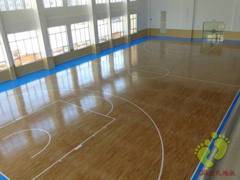 運(yùn)動(dòng)木地板干裂、接縫變大的解決